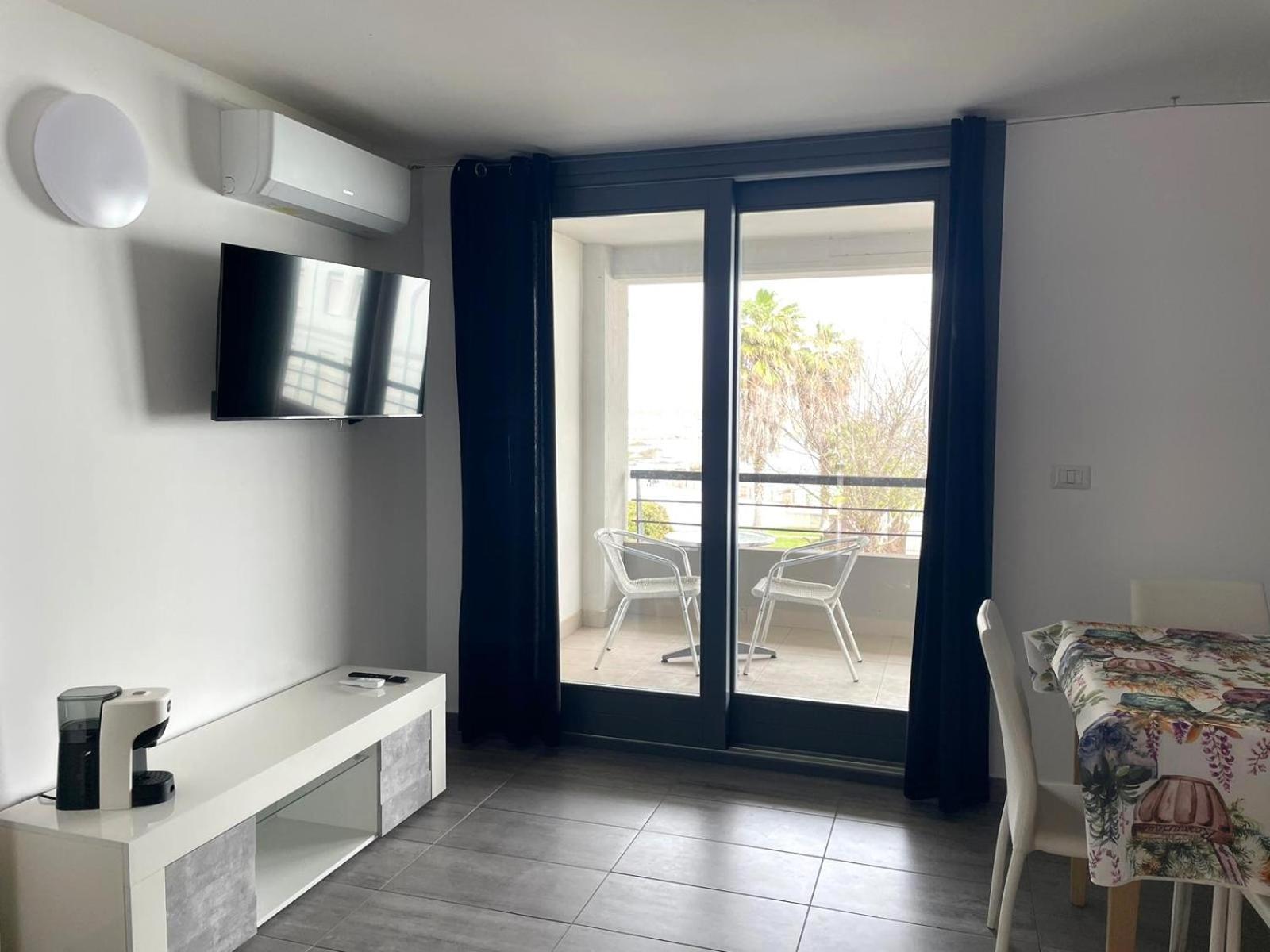 Casa Vacanza Acquamarina Porto Torres Exterior foto
